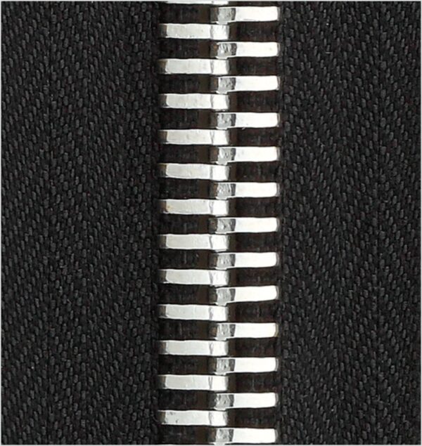 Metal zipper